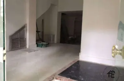 Casa comercial à venda na Rua Pereira Nunes, Ingá, Niterói