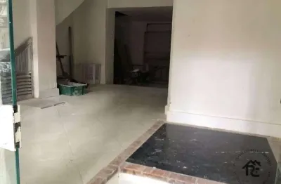 Casa comercial com 3 salas à venda na Rua Pereira Nunes, Ingá, Niterói