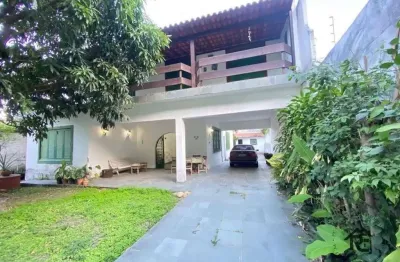 Casa com 4 quartos à venda na Rua dos Ipês, Itacoatiara, Niterói