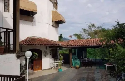 Casa com 7 quartos à venda, 450 m² por r$ 1.770.000 - camboinhas - niterói/rj