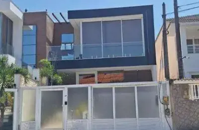 Casa em condomínio fechado com 3 quartos à venda na Rua José de Carvalho Heitor, Camboinhas, Niterói