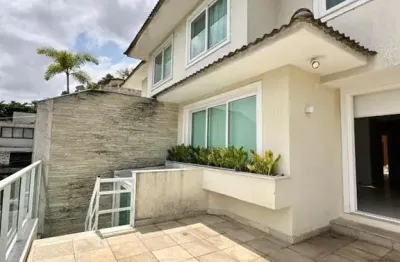 Casa com 6 quartos à venda, 344 m² por r$ 3.800.000 - charitas - niterói/rj