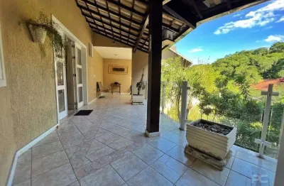 Casa com 4 quartos à venda, 280 m² por r$ 1.000.000 - badu - niterói/rj