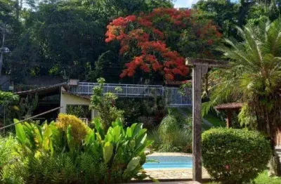 Casa com 3 dormitórios à venda, 196 m² por R$ 950.000,00 - Vila Progresso - Niterói/RJ