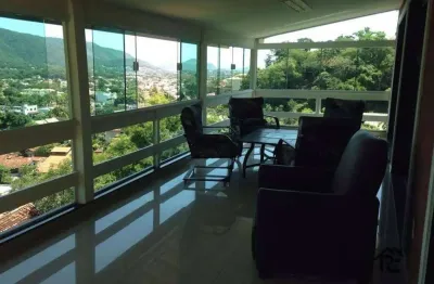 Casa com 4 quartos à venda, 550 m² por r$ 1.550.000 - itaipu - niterói/rj