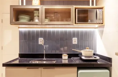 Lindo flat mobiliado, decorado e equipado, para locação anual no bessa