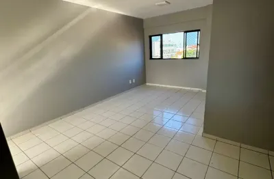 Excelente apartamento de 2 quartos sendo 1 suíte - 65m²  e 2 vagas de garagem