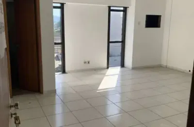 Sala comercial com 1 sala para alugar no centro, joinville  por r$ 1.430