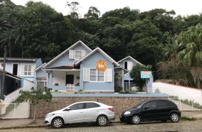 Casa com 4 quartos à venda no américa, joinville  por r$ 1.200.000