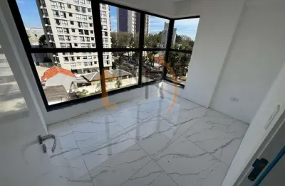 Entrega 2025! Apto no 7º andar, frente rua, c/ sacada, churrasqueira