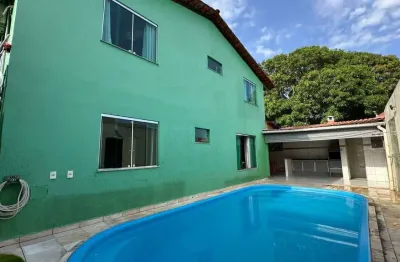 Casa duplex de esquina com 3 suítes e piscina no p10