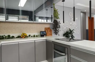 Maravilhosa casa de 3 dorm, porteira fechada, no condominio dos pássaros