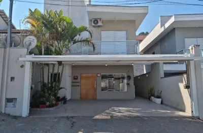 Belissima residencia de 3 dorm e 1 suíte com closet e planejados no portal 3
