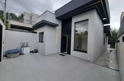 Linda residência de 3 dorm 1 suíte com área gourmet no condomínio Mais Viver