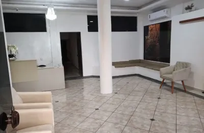 Prédio com 14 salas para alugar na Rua Safira, 100, Bosque da Saúde, Cuiabá