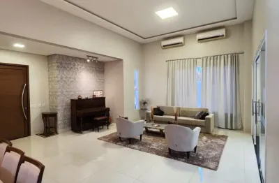 Casa em condomínio fechado com 4 quartos à venda na Rua dos Tuiuiús, 100, Condomínio Belvedere, Cuiabá