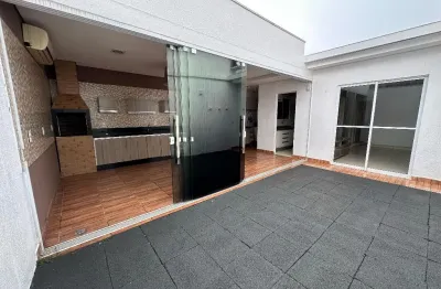 Casa em condomínio fechado com 2 quartos para alugar na Avenida das Palmeiras, 20, Jardim Imperial, Cuiabá