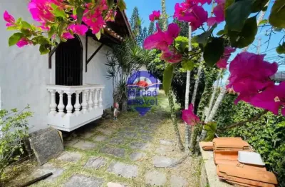 Casa com 3 quartos à venda na rua acapulco, cavaleiros, macaé, 210 m2 por r$ 2.800.000