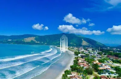 Viva a experiência de morar a apenas 600 metros do mar em ubatuba!