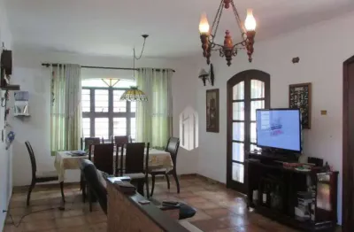 Invista na praia do lázaro: casa exclusiva com piscina e segurança total