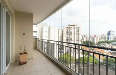 Um apartamento moderno com 3 quartos em um local excepcional