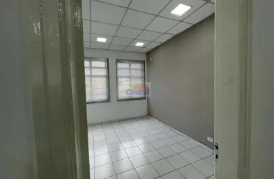 Sala comercial para alugar na Praça Sacadura Cabral, Centro, Mogi das Cruzes