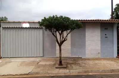 Edícula para venda em araras, ytamarati, 1 dormitório, 2 banheiros, 4 vagas