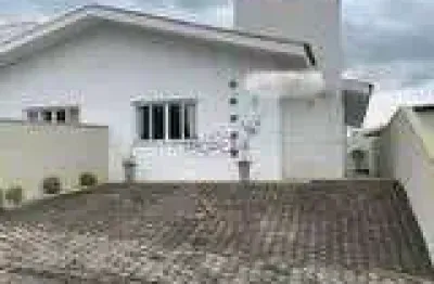 Casa á venda  com 86 m² condominio fechado uma ótima localização em bom jesus do