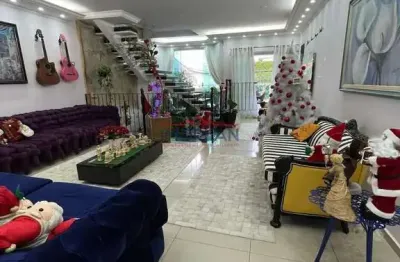 Casa com 5 quartos à venda no Jardim Eneide, Atibaia 