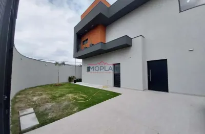 Casa á venda  138,15 m² com piscina e churrasqueira em ótima localização em atib