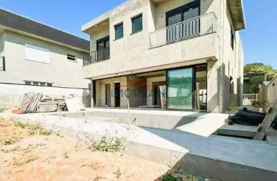 Casa à venda em uma localização privilegiada, situada em um ótimo condomínio