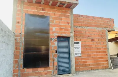 Casa a venda em atibaia, bairro tranquilo , quintal grande