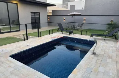 Casa térrea em condominio fechado com porteira fechada