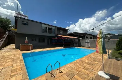 Casa com 5 quartos à venda no Jardim Estância Brasil, Atibaia 