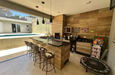 Casa em condomínio fechado com 4 quartos à venda no Rio Abaixo, Atibaia 