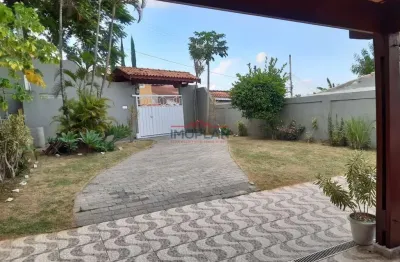 Linda casa com 3 dormitórios. sendo 2 suites em uma ótima localização de atibaia