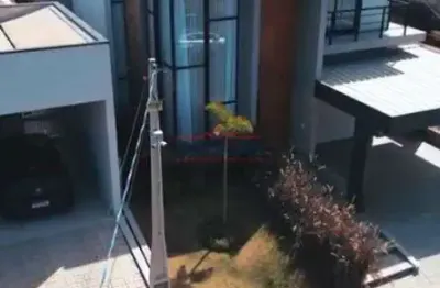 Casa em condomínio 4 dormitórios à venda rio abaixo atibaia/sp