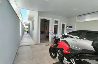 Casa com 3 quartos à venda no Jardim Maristela, Atibaia 