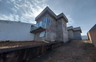 Linda casa á venda  com 159,40 m²  ( Entrega na Obra )em uma ótima localização e