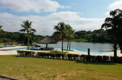 Casa de condomínio com 4 suítes, piscina e vista panorâmica em atibaia
