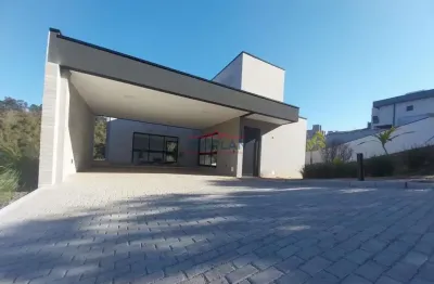 Casa à venda com 220 m² com piscina- condomínio quintas da boa vista - atibaia -
