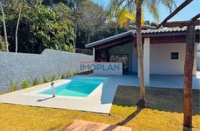 Casa de campo nova com piscina e fino acabamento – atibaia/sp