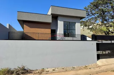 Casa à venda com 154 m² com piscina - bairro portão - atibaia - sp