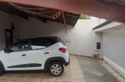 Casa térrea a venda em atibaia, 03 dorms , suíte , 03 vagas , churrasqueira, pis