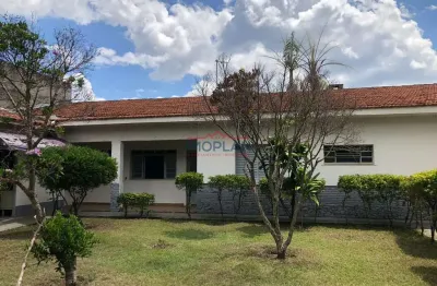 Casa á venda e locação com 220 m² - quintal amplo gramado - alvinópolis - atibai