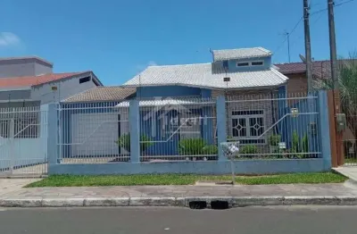 Casa com 2 quartos à venda na mario isaias pereira da silva, 173, pasqualini, sapucaia do sul por r$ 740.000