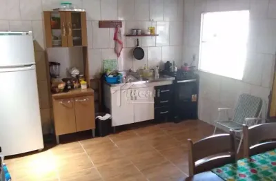 Casa com 2 quartos à venda na rua canoas, 222, são jorge, sapucaia do sul por r$ 160.000