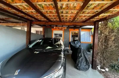 Casa com 2 quartos à venda na rua pedro maciel pereira, 85, fortuna, sapucaia do sul por r$ 318.000