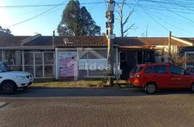 Casa com 2 quartos para alugar na rua valdir pedro martinelli, 243, boa vista, sapucaia do sul por r$ 2.000