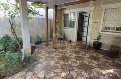 Casa com 2 quartos à venda na juvêncio fragoso, 177, fortuna, sapucaia do sul por r$ 213.000